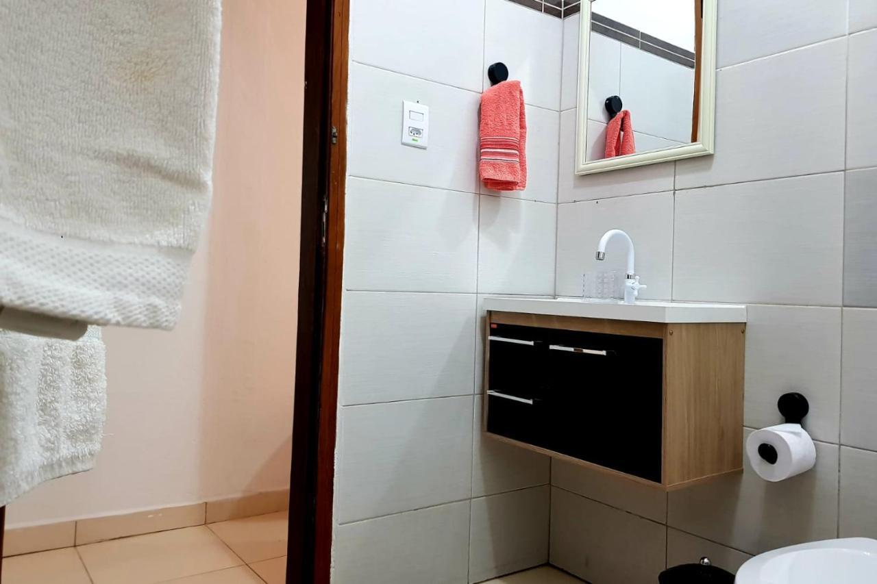 Casa Caicara Na Vila - Casa 01- Hospedaria Da Vila Илябела Екстериор снимка